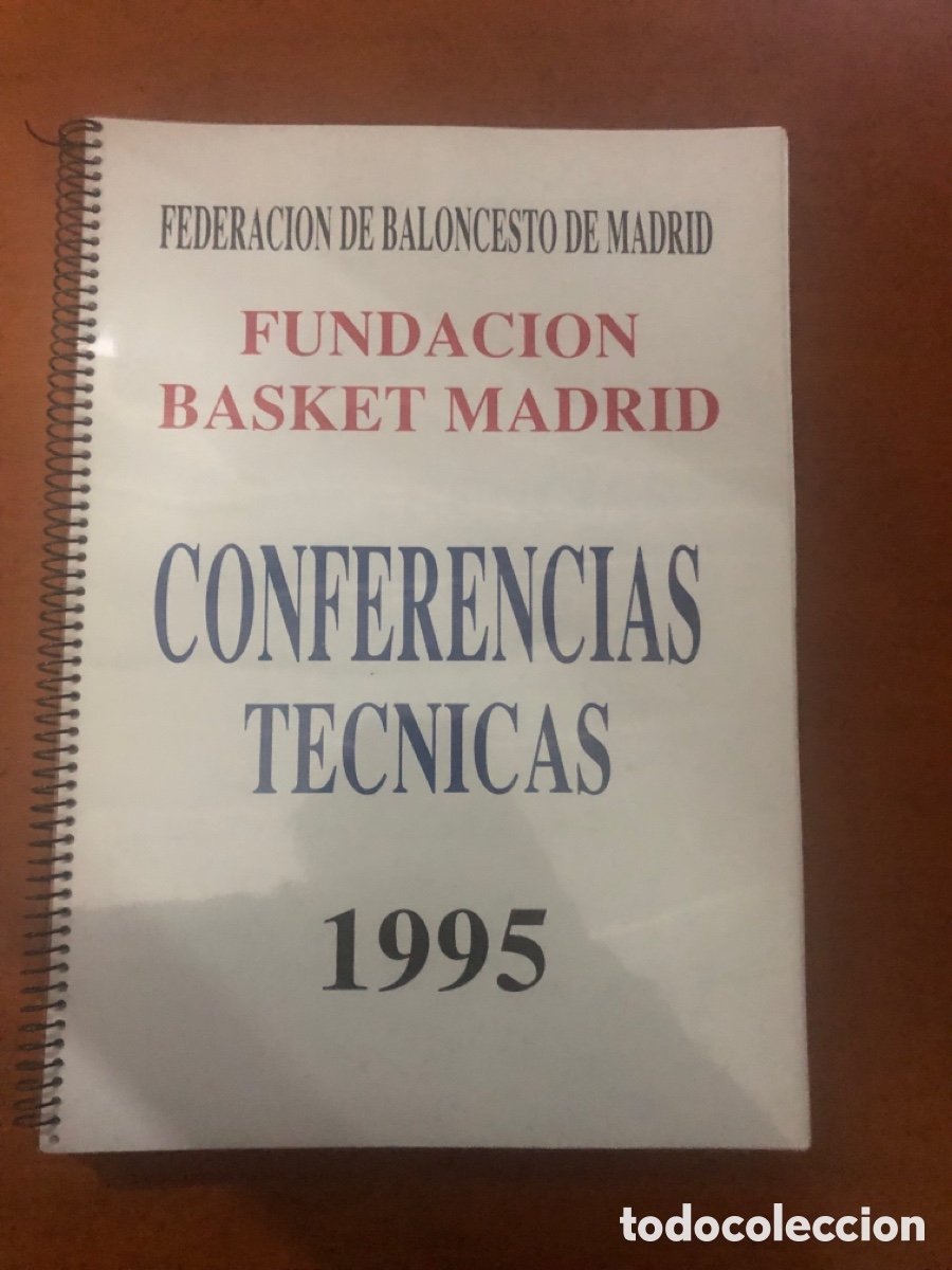 Coleccionismo deportivo: Libro - Conferencias t&eacute;cnicas de Baloncesto 1995 - Foto 1