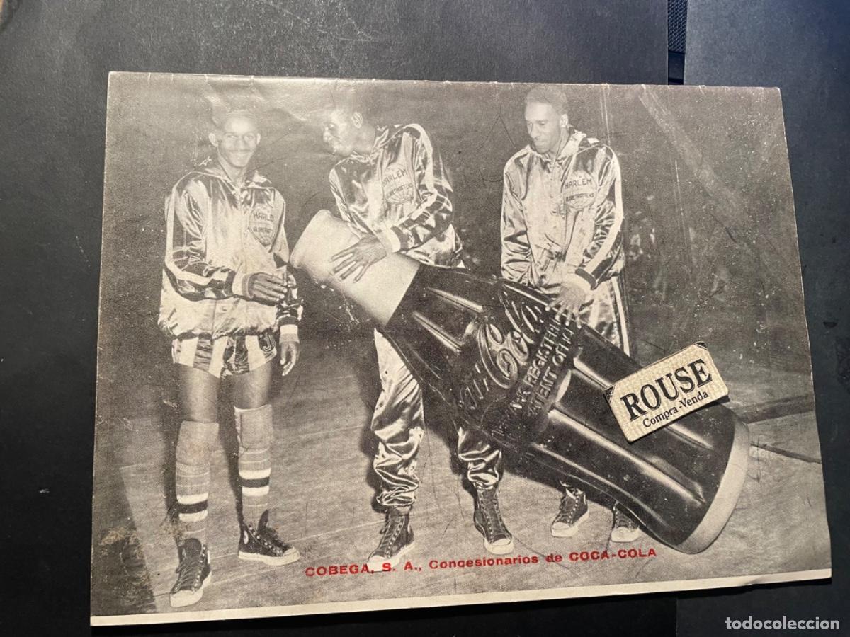 Coleccionismo deportivo: BALONCESTO - HARLEM GLOBETROTTERS - PROGRAMA , DISPUTANDO LA COPA MARTINI 1955- PROGRAMA BARCELONA - Foto 2