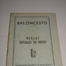 Coleccionismo deportivo: (M) LIBRO REGLAS OFICIALES DE BALONCESTO, FEDERACIÓN ESPAÑOLA DE BALONCESTO 1953