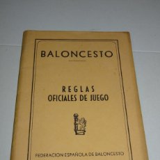 Coleccionismo deportivo: (M) LIBRO REGLAS OFICIALES DE BALONCESTO, FEDERACIÓN ESPAÑOLA DE BALONCESTO 1950