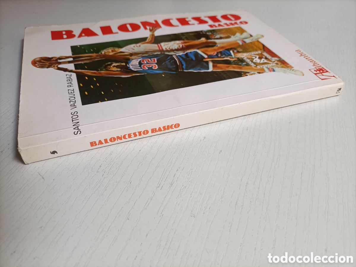 Coleccionismo deportivo: Baloncesto b&aacute;sico Santos V&aacute;zquez Rabaz - Foto 3