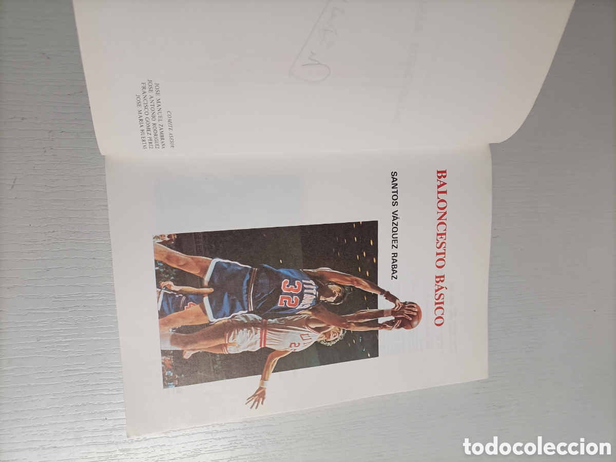 Coleccionismo deportivo: Baloncesto b&aacute;sico Santos V&aacute;zquez Rabaz - Foto 6