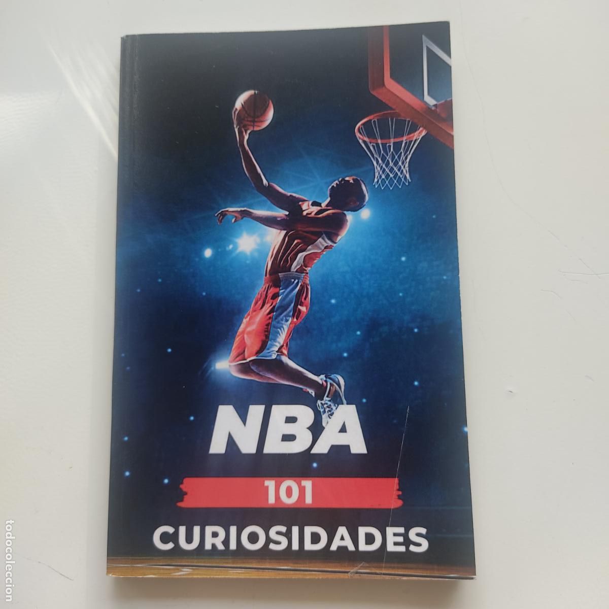 Coleccionismo deportivo: LIBRO NBA 101 CURIOSIDADES NBA JORDAN, MAGIC, BIRD - Foto 1