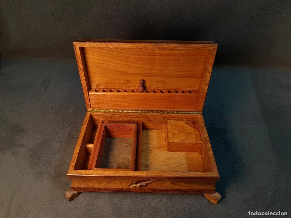 Libros: CAJA MUSICAL PARA PUROS CON MARQUETER&Iacute;A VEGETALES Y PIPA.REUGE.CA.1960.