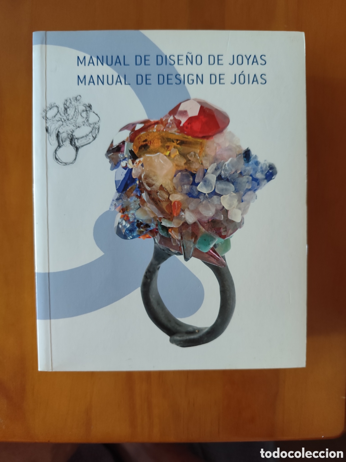 Libros: Manual de Dise&ntilde;o de Joyas (o Jewelry Design Handbook) editado por Marta Serrats.