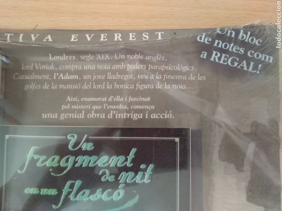 Libros: Un fragment de nit en un flasc&oacute;. Catal&aacute;n Nuevo - Foto 4