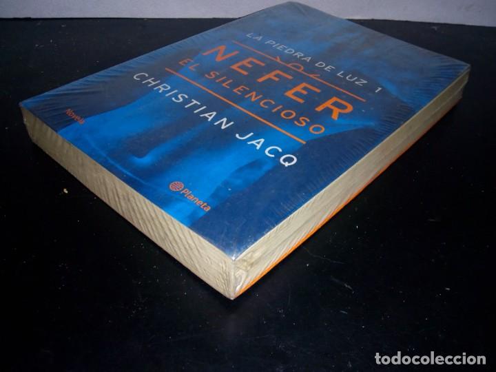 Libros: 30- La Piedra de Luz 1, Nefer, El Silencioso - Christian Jacq - Foto 5 - 269711093