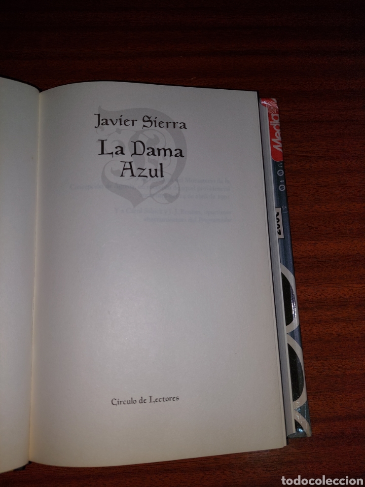 B&uuml;cher: La dama azul - Javier Sierra