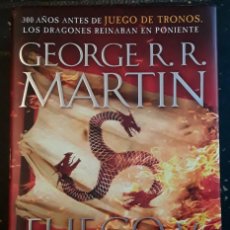 Libros: FUEGO Y SANGRE. GEORGE R.R. MARTIN. ILUSTRACIONES DE DOUG WHEATLEY. PLAZA JANÉS.. Lote 311709353