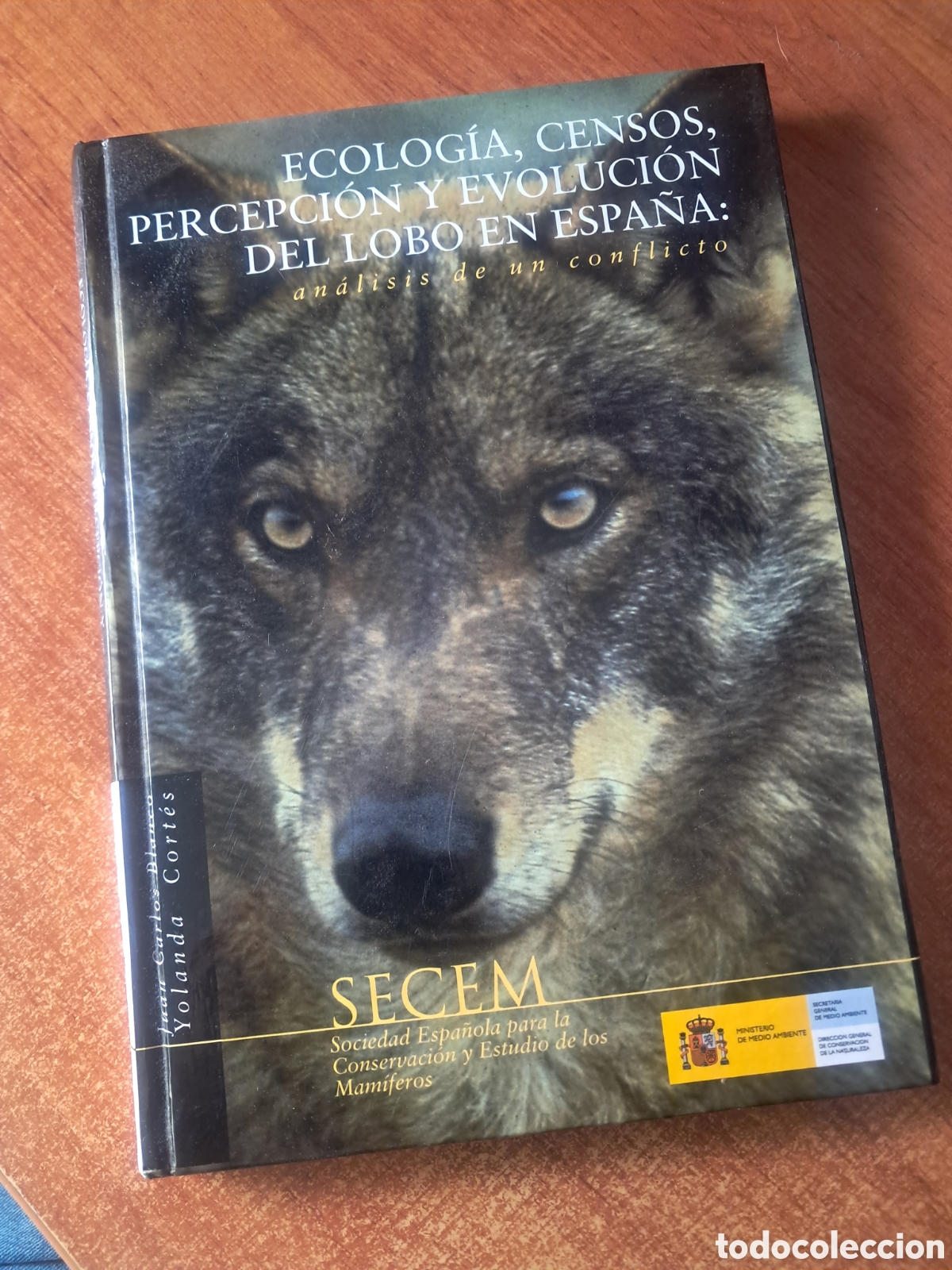 Libros: Ecolog&iacute;a, censos, percepci&oacute;n y evoluci&oacute;n del lobo en Espa&ntilde;a