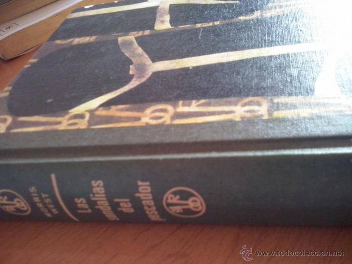 Libros de segunda mano: Morris West. Las sandalias del pescador. - Foto 2