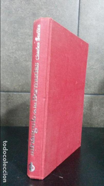 Libros de segunda mano: EL TRIANGULO DE LAS BERMUDAS. CHARLES BERLITZ. POMAIRE 1976. - Foto 1