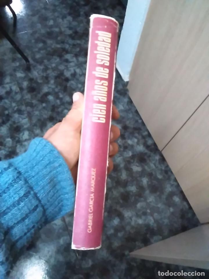 Libros de segunda mano: CIEN A&Ntilde;OS DE SOLEDAD - GABRIEL GARC&Iacute;A MARQUEZ - Foto 3