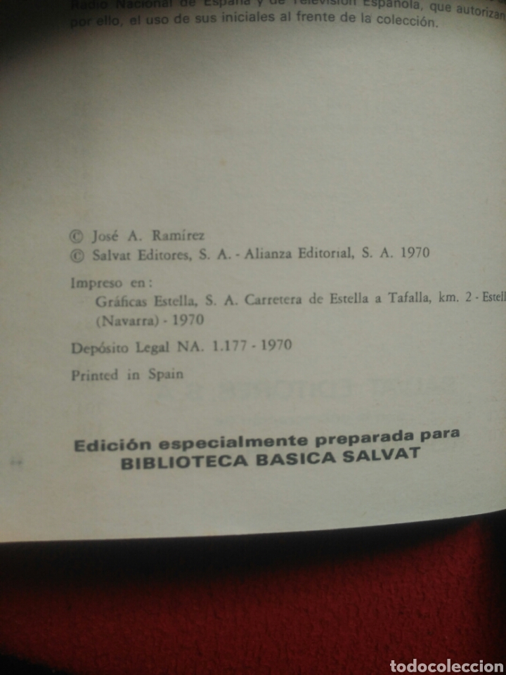 Libros de segunda mano: El derecho llama a tu puerta. Jos&eacute; A Ram&iacute;rez. Salvat - Foto 2