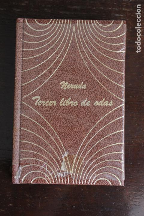 Libros de segunda mano: Tercer Libro de las Odas. Pablo Neruda. 1972 - Foto 1