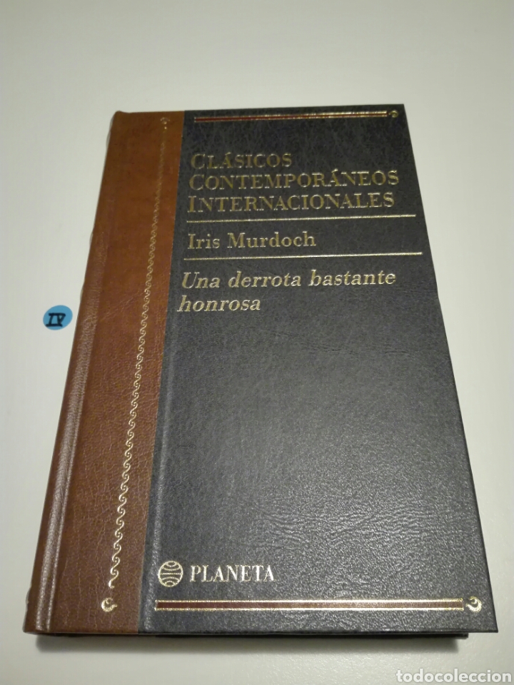 Libros de segunda mano: UNA DERROTA BASTANTE HONROSA. IRIS MURDOCH. - Foto 1