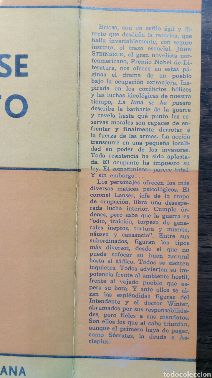 Libros de segunda mano: La luna se ha puesto. John Steinbeck. - Foto 3