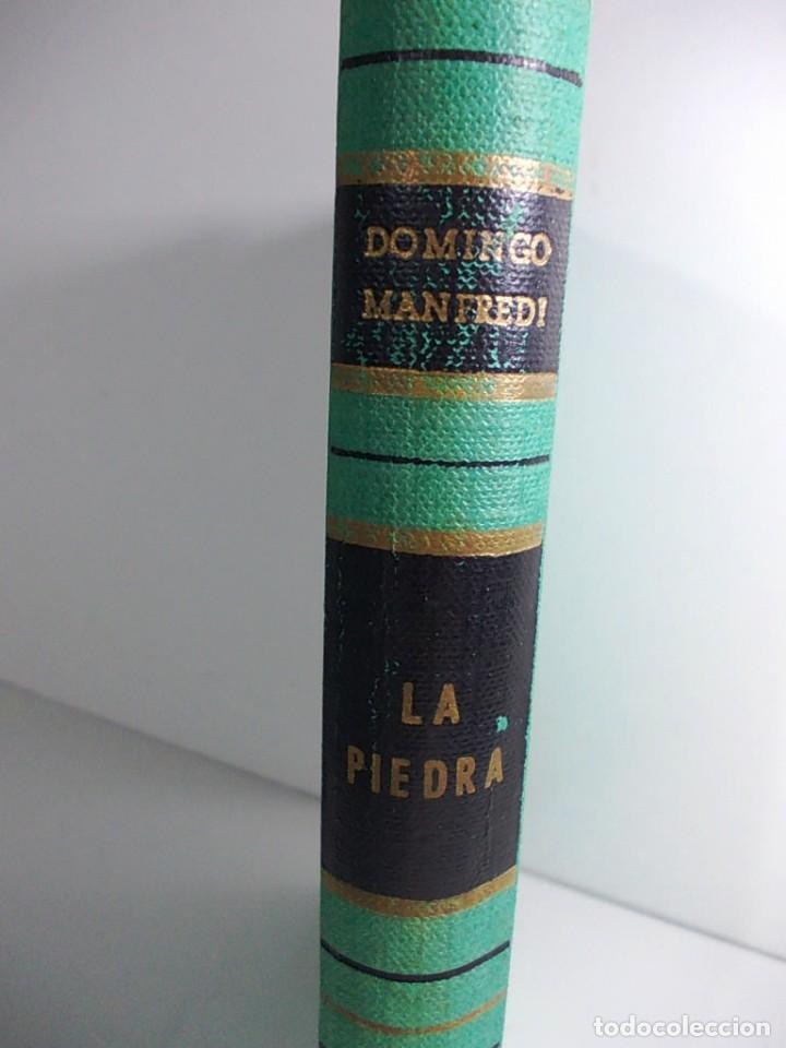 Libros de segunda mano: Libro la piedra de Domingo Manfredi - Foto 2