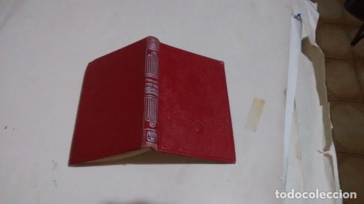 Libros de segunda mano: THOMAS BABINGTON MACAULAY - ED. AGUILAR - CRISOL - - Foto 1