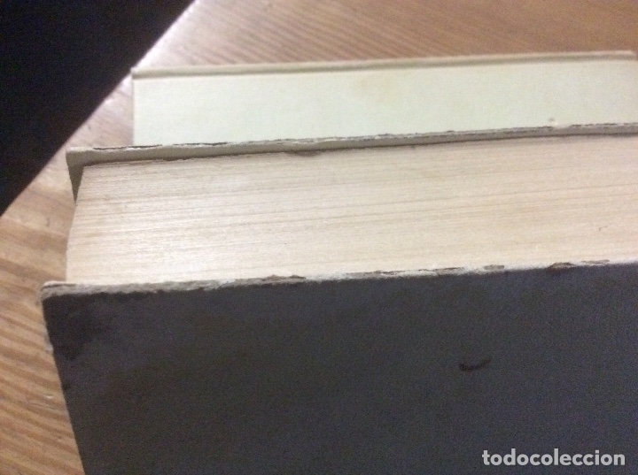 Libros de segunda mano: Los miserables Victor Hugo 2 tomos circulo lectores - Foto 2