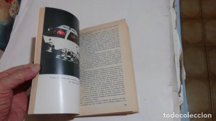 Libros de segunda mano: ARTHUR C. CLARKE - UNA ODISEA ESPACIAL - Foto 2