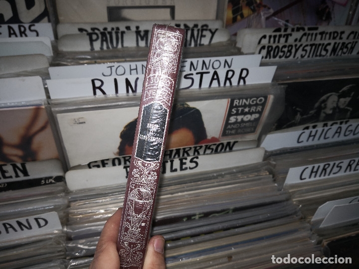 Libros de segunda mano: JULIO VERNE.  ROBUR EL CONQUISTADOR. PRECINTADO. - Foto 2