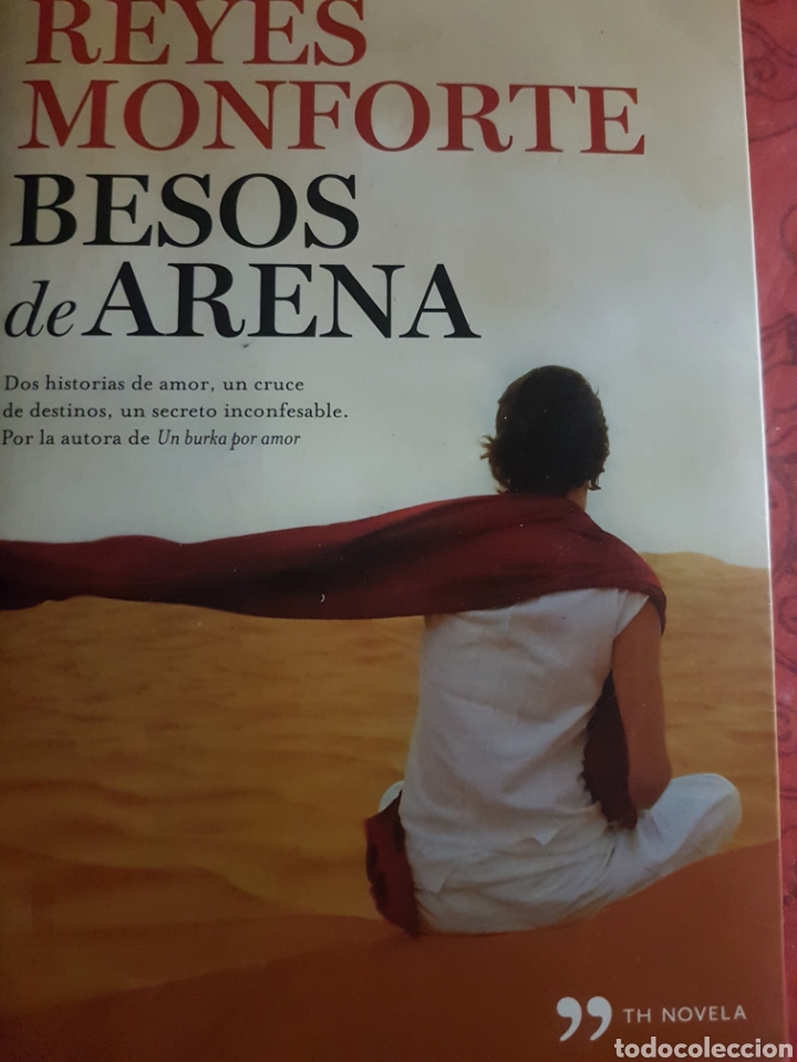 Libros de segunda mano: Besos de arena, de Reyes Monforte - Foto 1