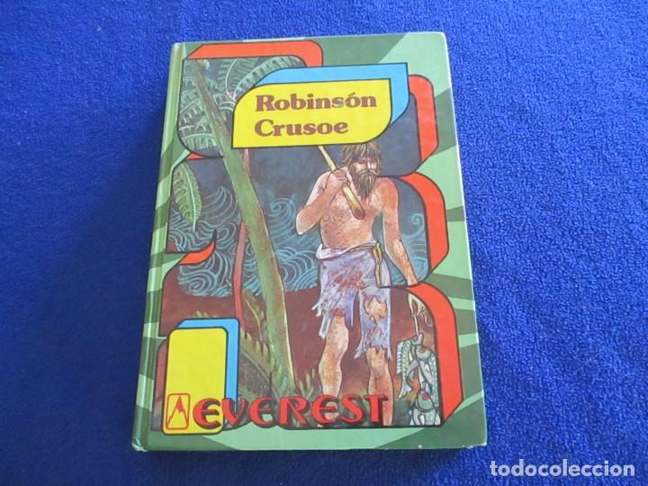 Libros de segunda mano: ROBINSON CRUSOE Daniel Defoe Editorial Everest 1981 - Foto 1