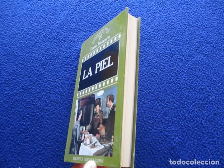 Libros de segunda mano: LA PIEL Curcio Malaparte Editorial Orbis 1988 - Foto 2