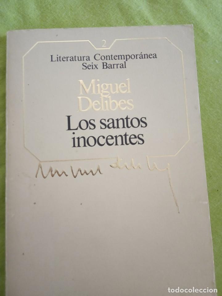 Libros de segunda mano: Los Santos inocentes, Miguel Delibes - Foto 1