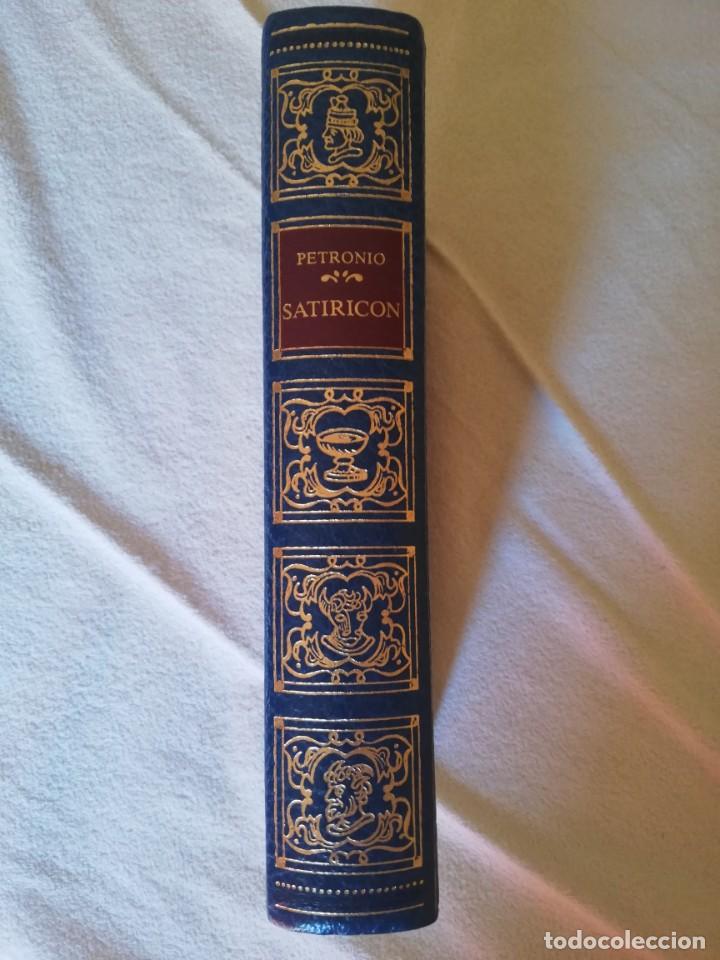 Libros de segunda mano: C&Iacute;RCULO DEL BIBLI&Oacute;FILO. EL SATIRIC&Oacute;N. - Foto 1