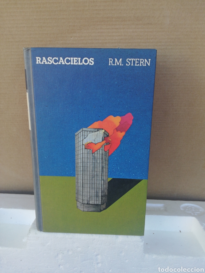 Libros de segunda mano: Rascacielos, Richard Mart&iacute;n stern .c&iacute;rculo de lectores - Foto 1