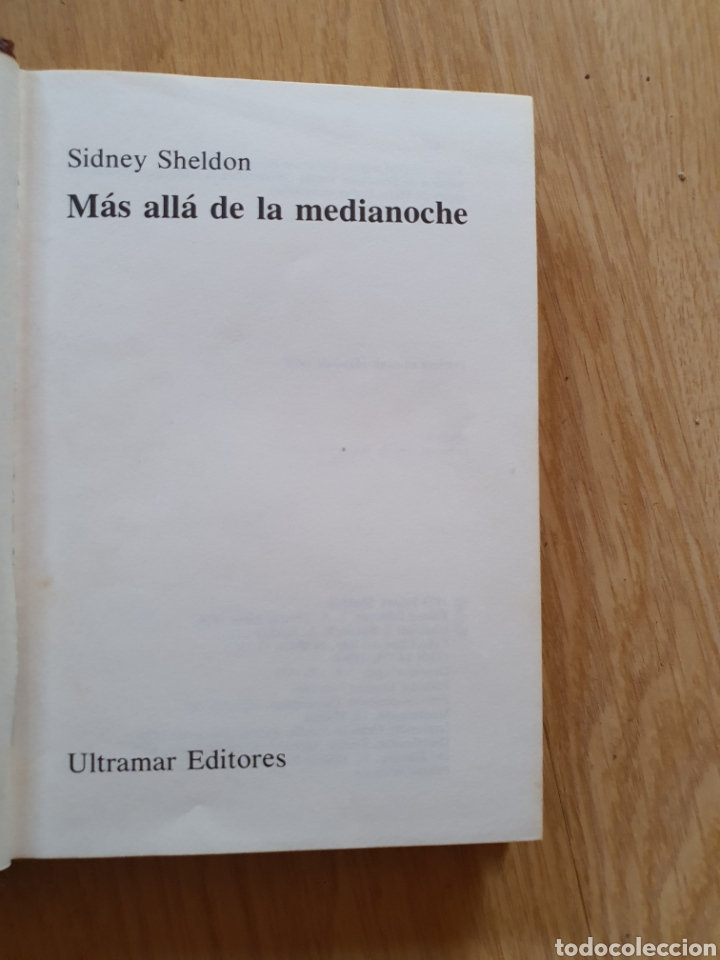 Libros de segunda mano: M&aacute;s all&aacute; de la medianoche Sidney Sheldon - Foto 3