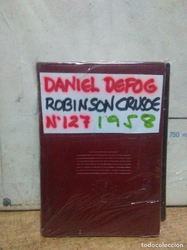 Libros de segunda mano: Daniel Defoe .Robinson Crusoe.Editorial Aguilar(CRISOL) - Foto 1