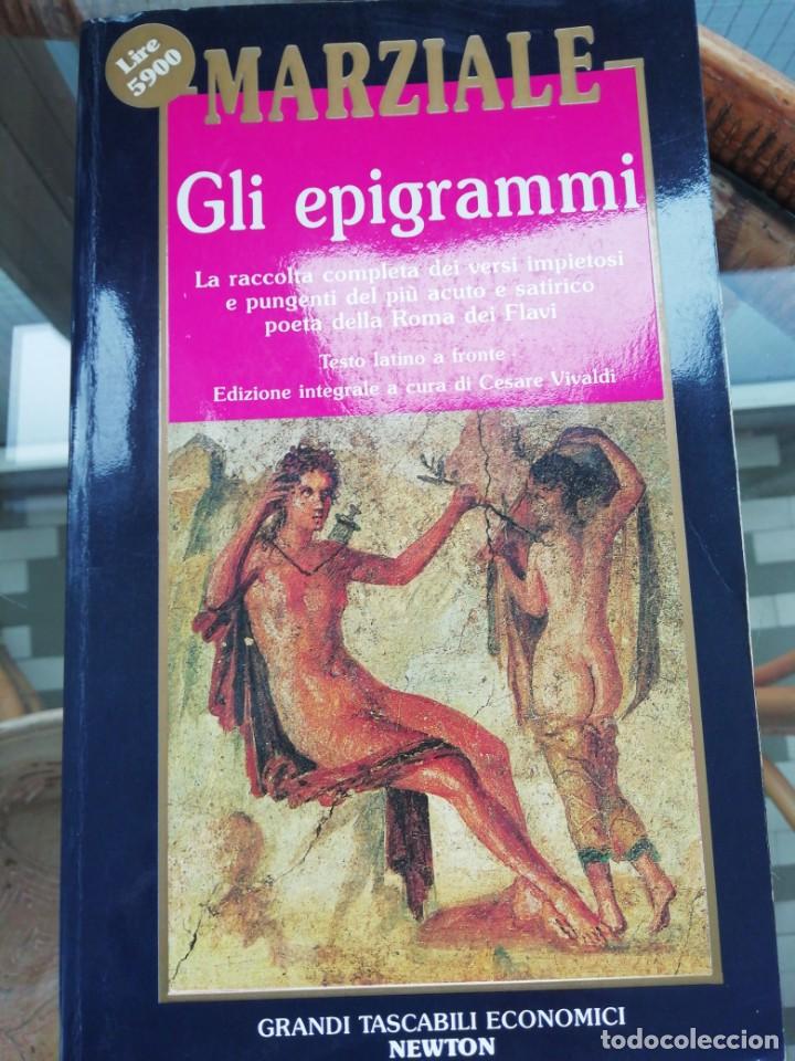 Libros de segunda mano: Gli epigrammi de Marziale en italiano - Foto 1