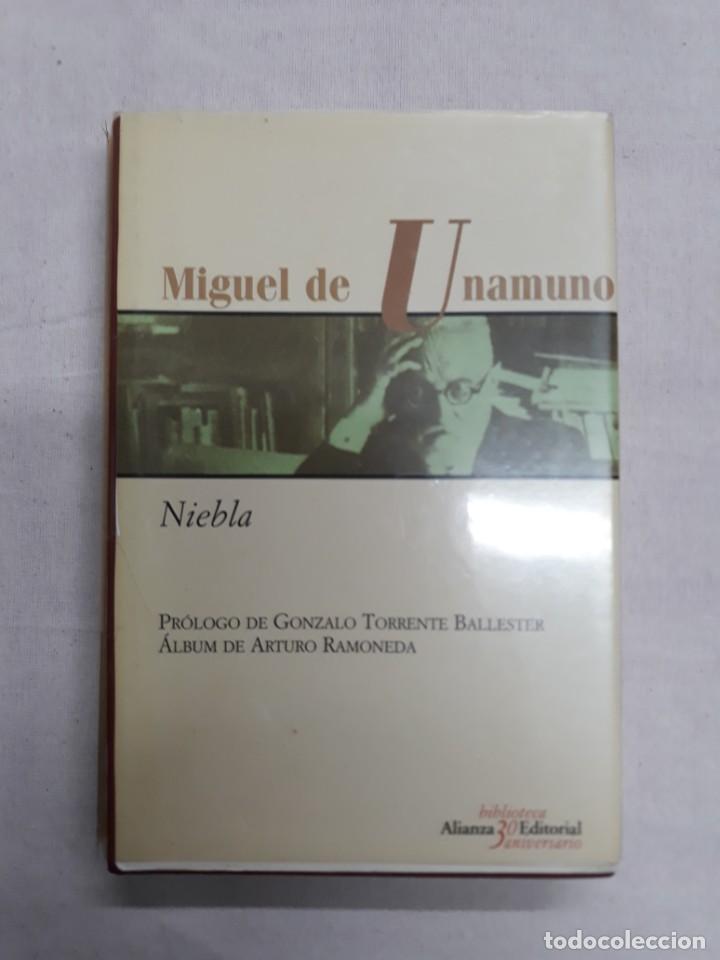 Libros de segunda mano: DE UNAMUNO, MIGUEL. NIEBLA. ALIANZA 30 - Foto 1