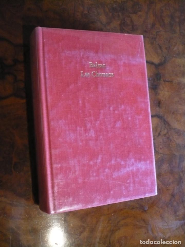 Libros de segunda mano: Balzac, Les Chouans, en frances. - Foto 1
