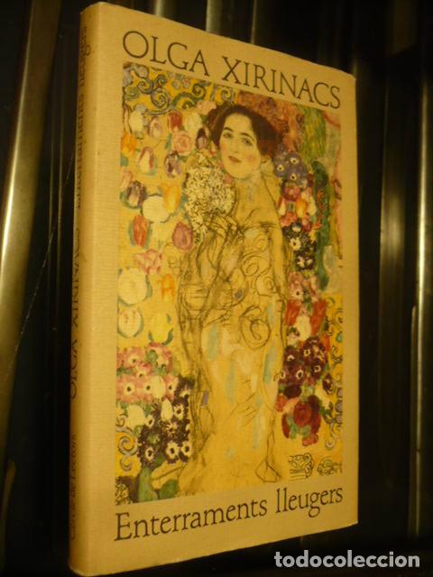 Libros de segunda mano: Olga Xirinacs, Enterraments lleugers, en catalan. - Foto 1