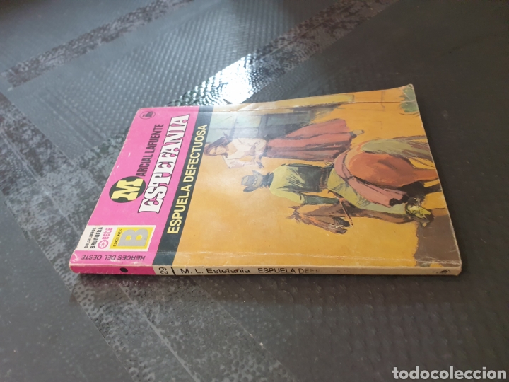 Libros de segunda mano: Espuela defectuosa - Estefan&iacute;a - Foto 3