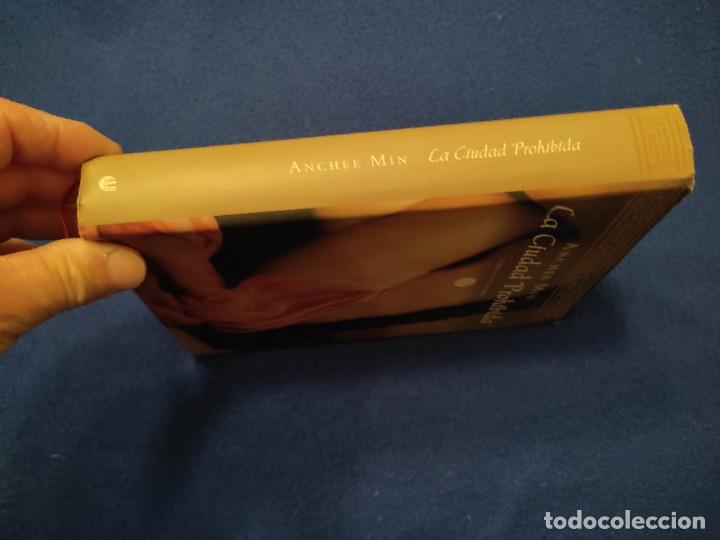 Libros de segunda mano: La Ciudad Prohibida Anchee Min Circulo de Lectores 2004 - Foto 2