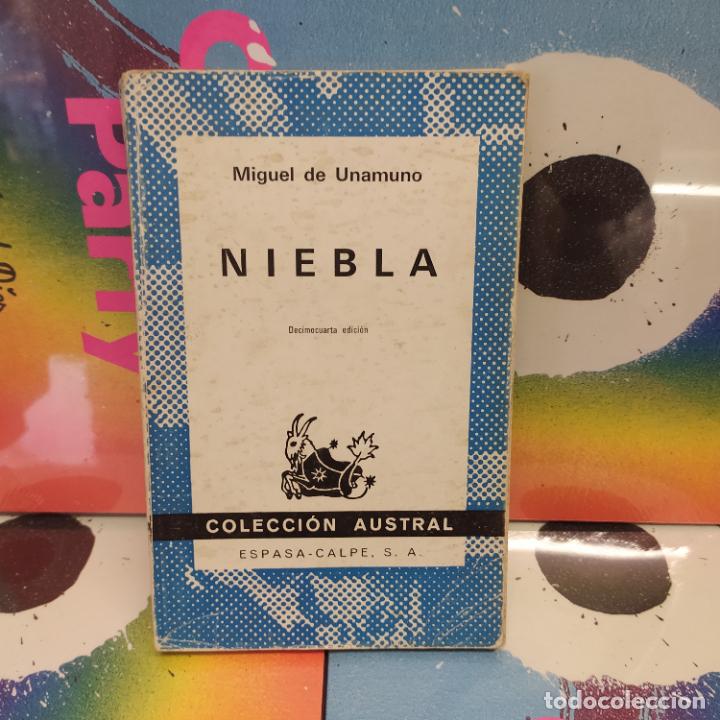 Libros de segunda mano: Niebla (Nivola) - Unamuno, Miguel de - Foto 1