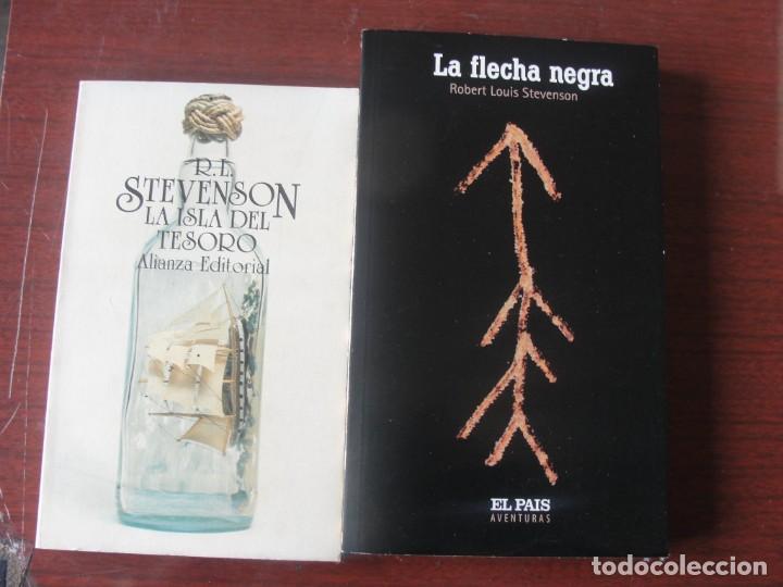 Libros de segunda mano: lote 2 libros ROBERT L. STEVENSON isla del tesoro + la flecha negra - Foto 1