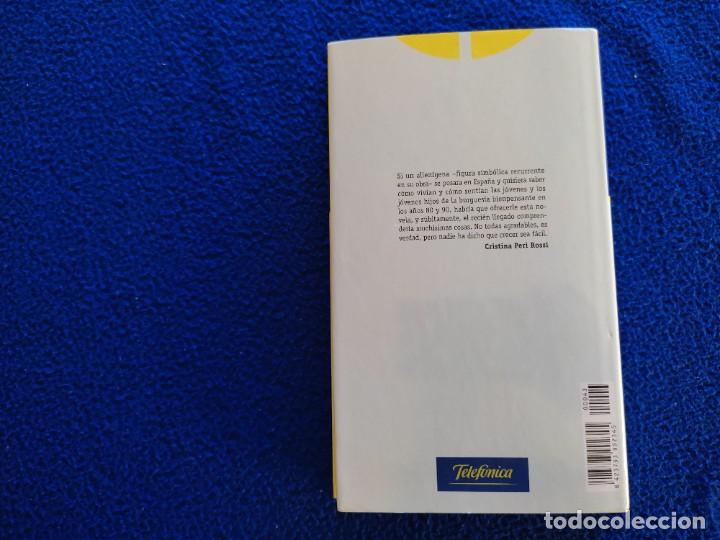 Libros de segunda mano: Beatriz y los Cuerpos Celestes Biblioteca El Mundo 2001 - Foto 3