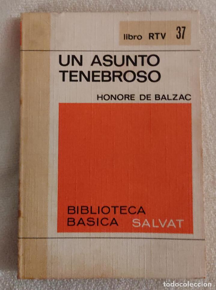 Libros de segunda mano: UN ASUNTO TENEBROSO. - Foto 1