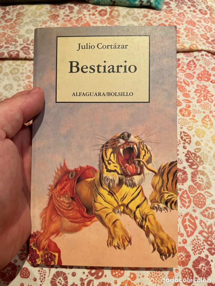 Libros de segunda mano: BESTIARIO (julio cortazar) - Foto 1