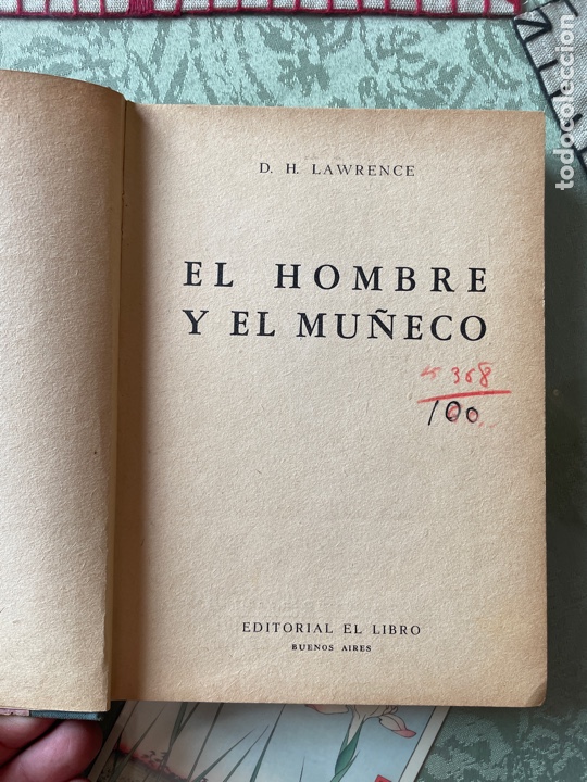 Libros de segunda mano: El hombre y el mu&ntilde;eco (d h lawrence) - Foto 1
