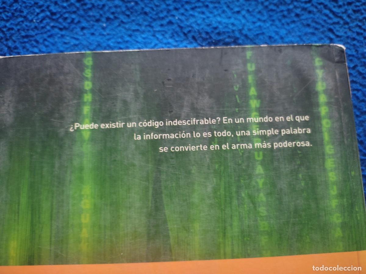 Libros de segunda mano: La Fortaleza Digital Dan Brown Ediciones Urano 2006 - Foto 3