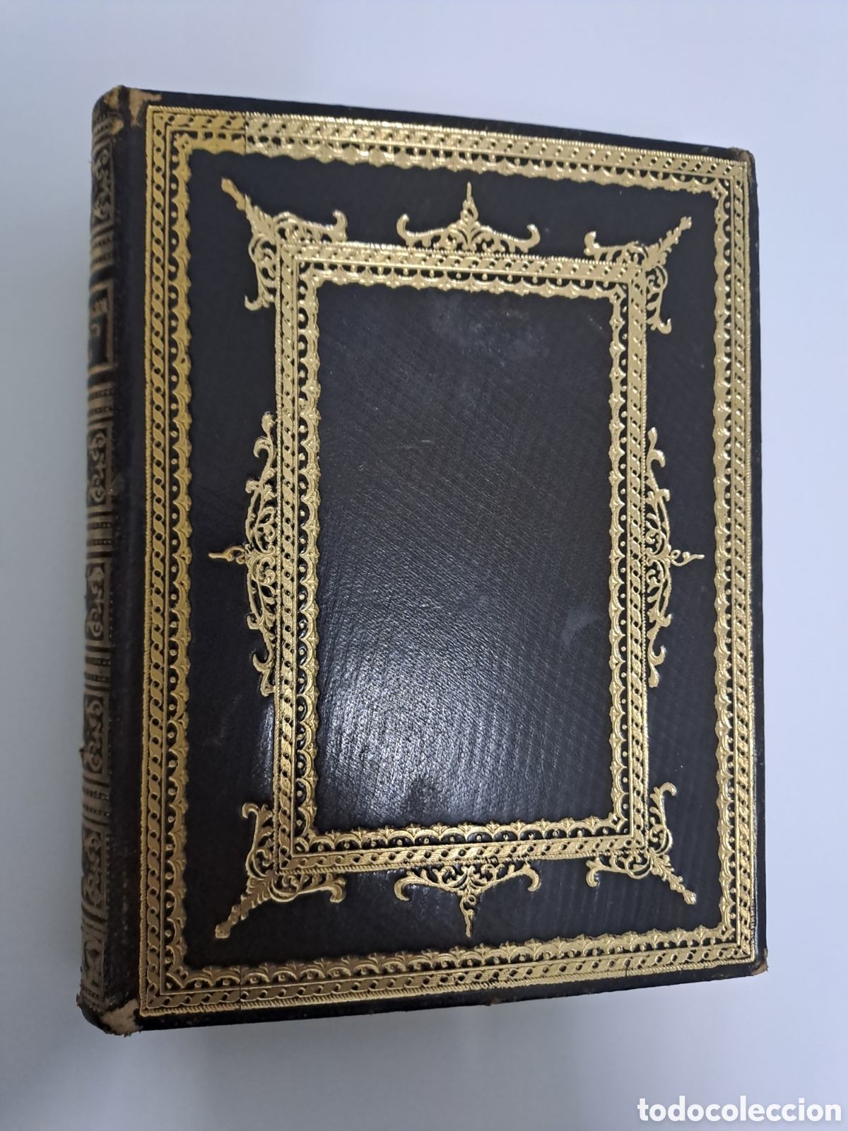 Libros de segunda mano: fray luis de leon la perfecta casada 1942 - Foto 1