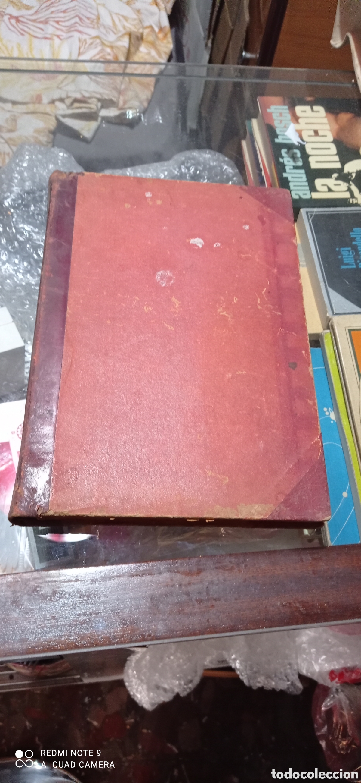 Libros de segunda mano: Los miserables V&iacute;ctor Hugo tomo primero - Foto 1