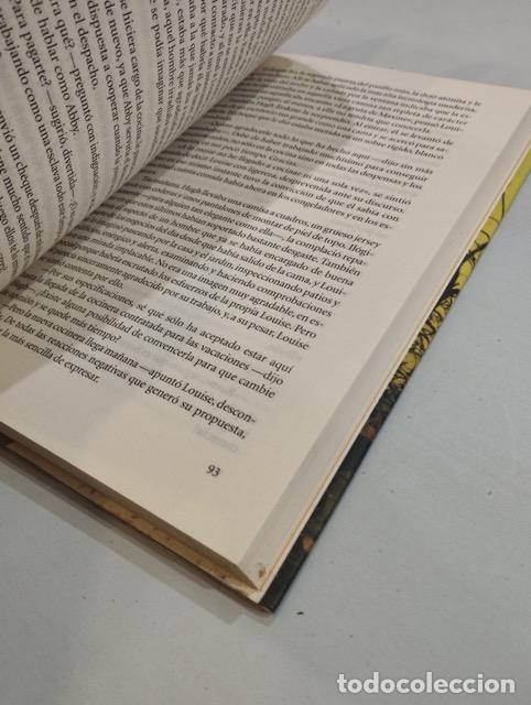 Libros de segunda mano: Alexandra Raife - Entre amigos - Foto 2